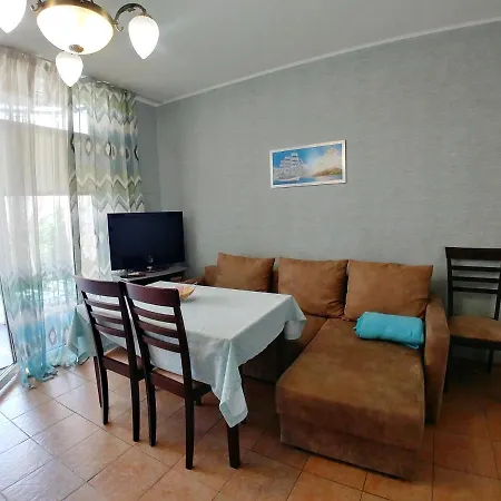 Tatil Evi на приватному пляжу - совіньйон 2025