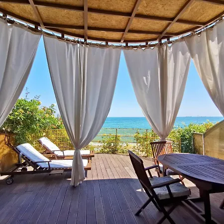 Tatil Evi на приватному пляжу - совіньйон 2025 *