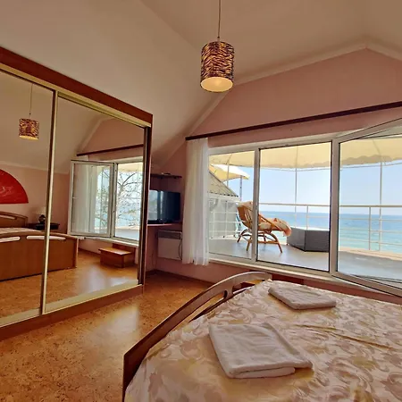 на приватному пляжу - совіньйон 2025 Tatil Evi *