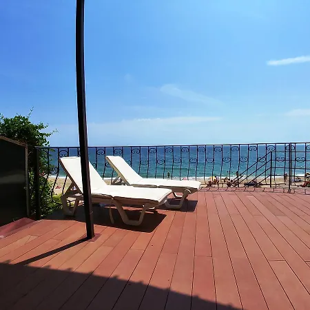 Tatil Evi на приватному пляжу - совіньйон 2025 Odessa