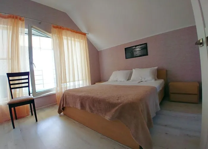 Котедж На Приватному Пляжі - Совіньйон Одеса * Odesa