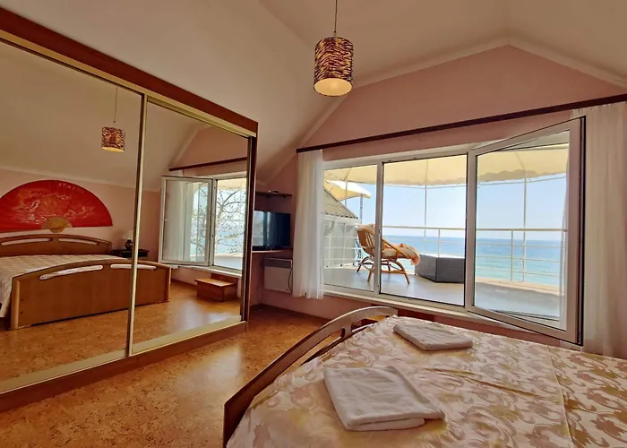 Котедж На Приватному Пляжі - Совіньйон Одеса Holiday home *