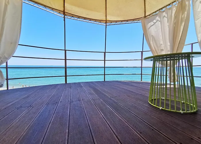 Котедж На Приватному Пляжі - Совіньйон Одеса Ferienhaus