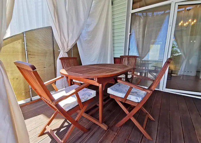 Котедж На Приватному Пляжі - Совіньйон Одеса